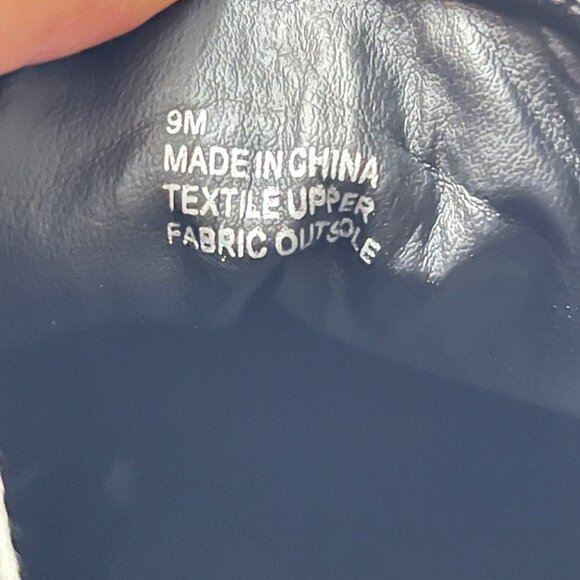 MIA Women's Black Faux Suede Lace Up Chunky Heel Ankle Booties Size 9 - Picture 2 of 10